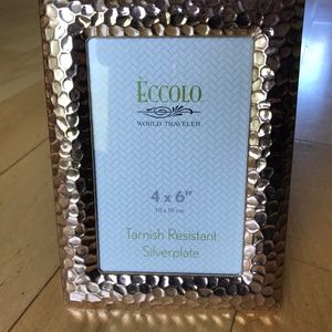 NWOT Elegant “Beaten Silver” Picture Frame, 4x6 Photo with Glass